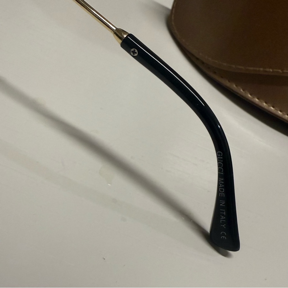 NWT Gucci Black & Lilac Sunglasses - Picture 5 of 8
